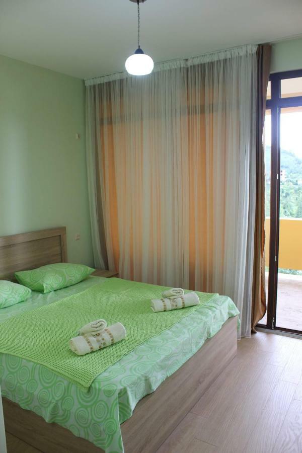Guesthouse Maria Сарпи Екстериор снимка