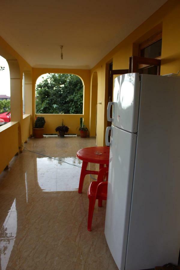 Guesthouse Maria Сарпи Екстериор снимка